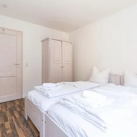 W7 1 S * Graal-Mueritz